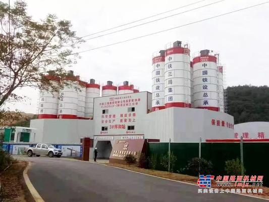 山推建友助力昌景黄城际铁路建设