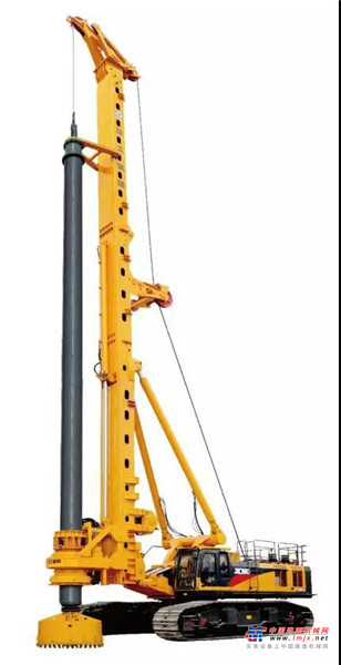 徐工XR550D现身钱塘桥新建大桥现场，助力杭州地铁踏浪“飞渡”