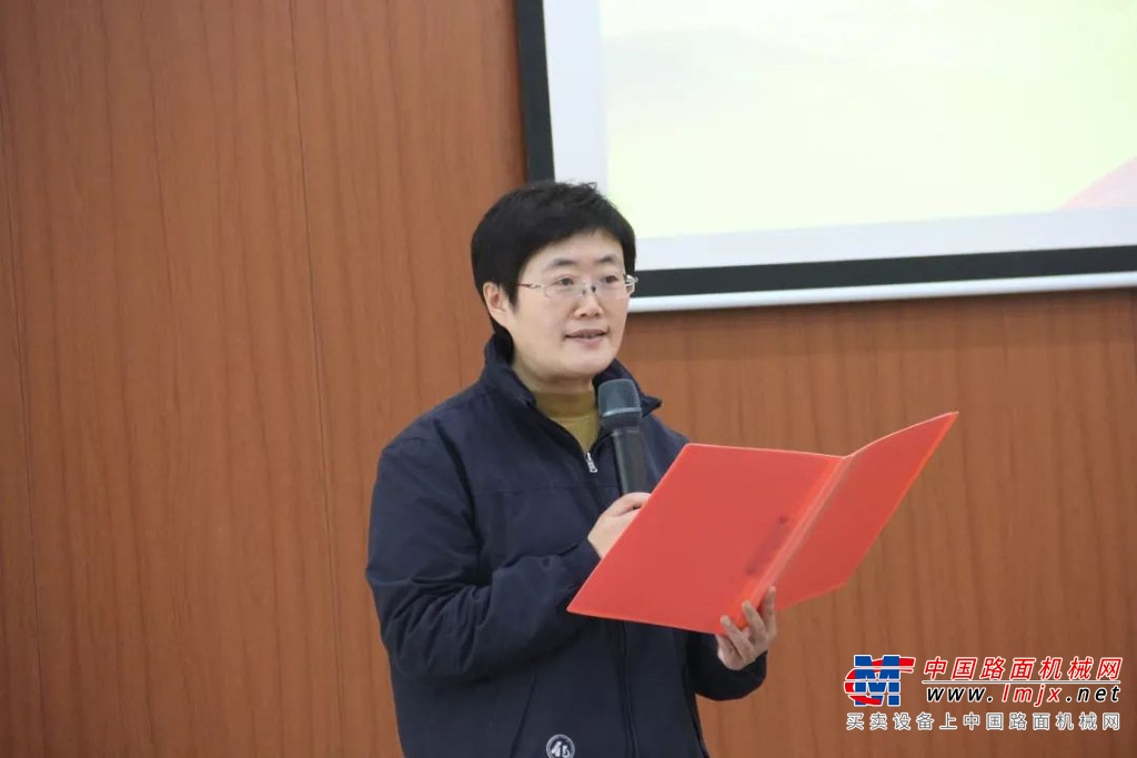 开班啦！！！和梦想作伴 与奋进者同行——红色情精准扶贫行动职业技能培训第九期隆重开班