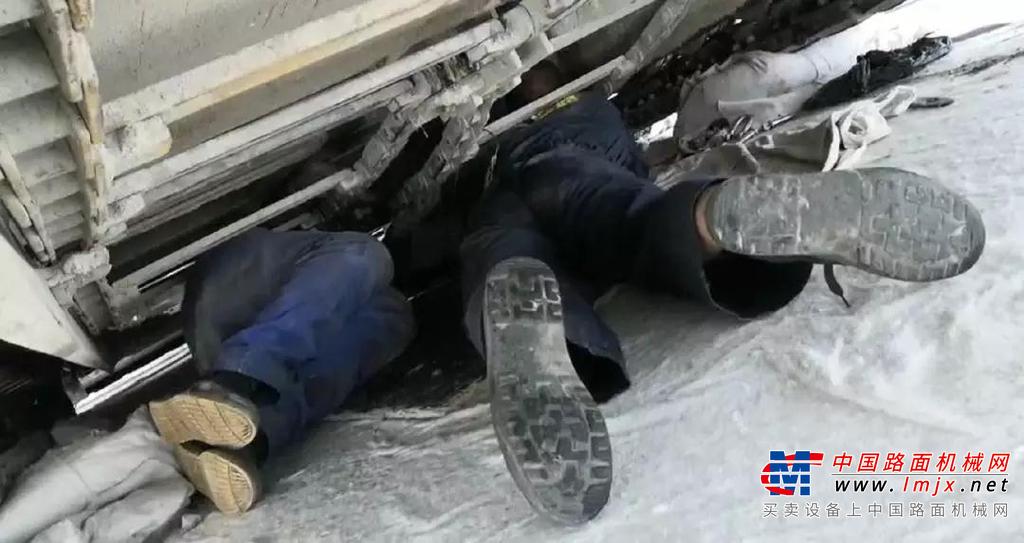 奋斗者 | 见证徐工道路最美服务：张宗羽的塞外情