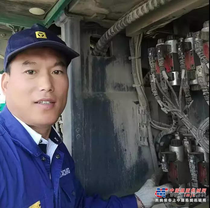 奋斗者 | 见证徐工道路最美服务：张宗羽的塞外情