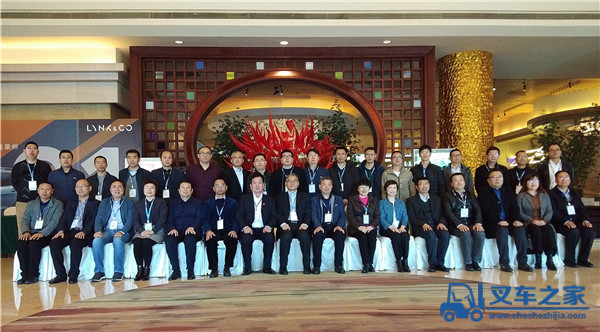 以标准促发展 2019中国沥青搅拌设备高峰论坛在福建泉州成功举办