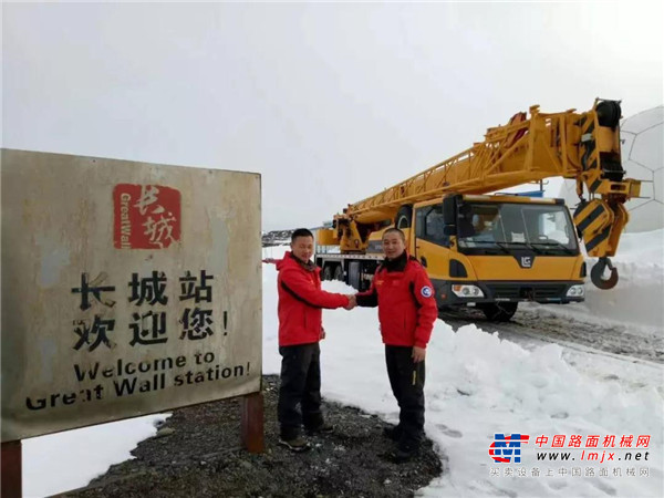 今日大雪 | 柳工起重机，许你一场飞雪如梦！