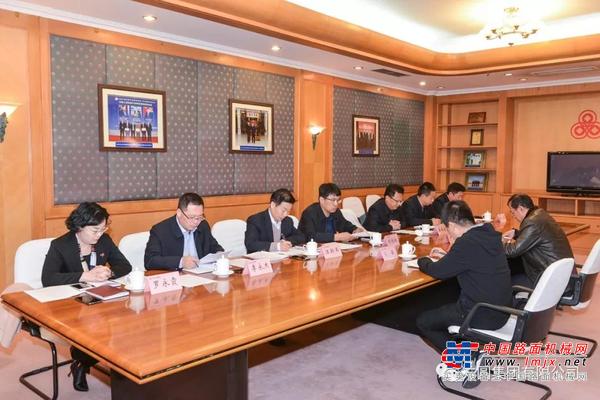 方圆集团党委“不忘初心、牢记使命”专题民主生活会召开