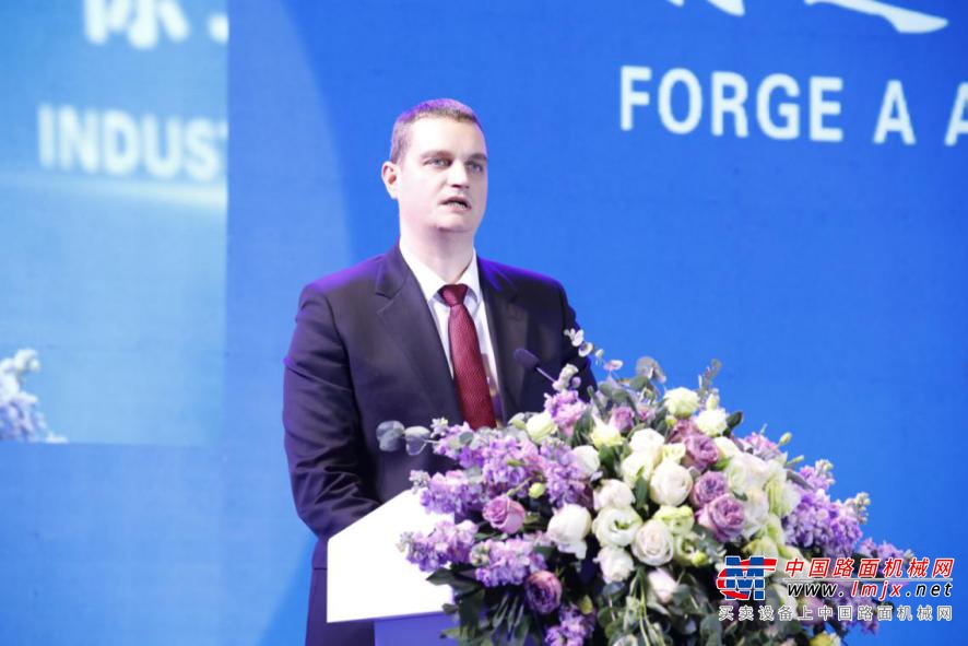 徐工矿业机械产业全球战略合作伙伴峰会隆重举行