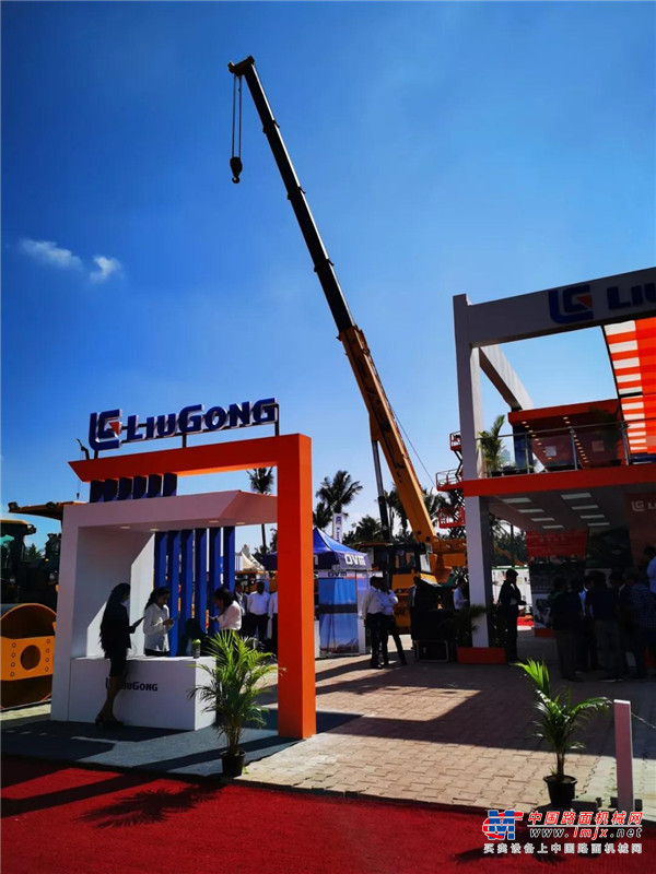 EXCON 2019 | 柳工TC600C5惊艳亮相印度，尽显大国重器风采！