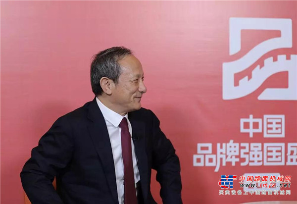 徐工荣膺“2019中国品牌强国盛典榜样100品牌”，王民在现场这样表示