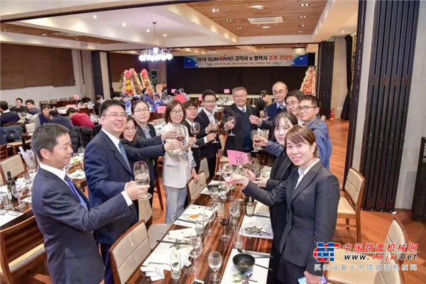 山河智能韩国客户及合作商答谢会完美收官
