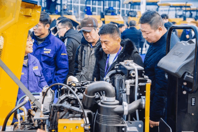 多项新技术发布！徐工成套道路机械再刷行业极限！