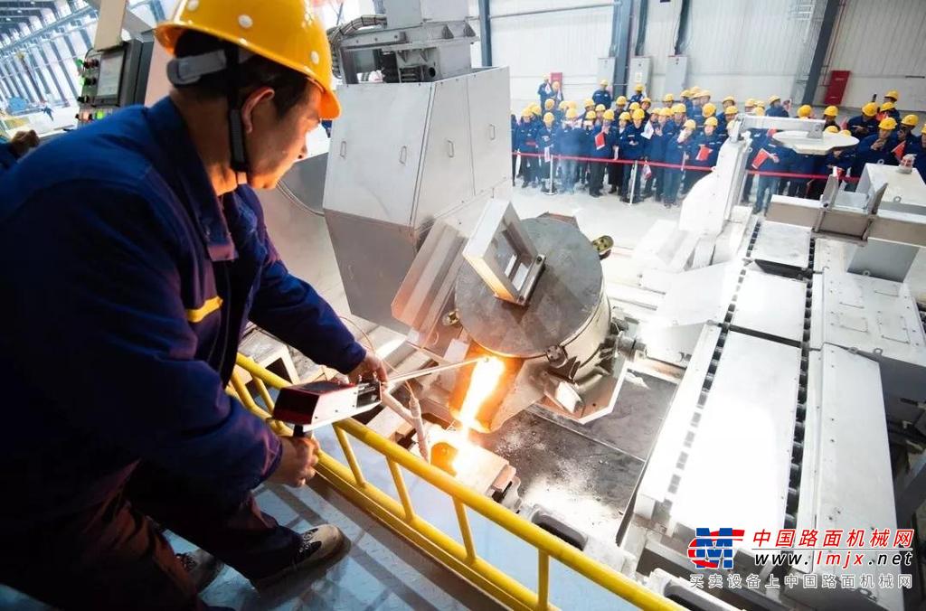 徐工：新年献词！2020年让我们不负韶华、笃定前行！