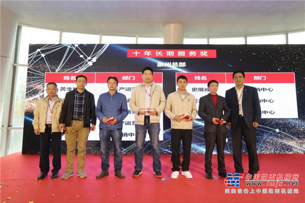 南方路机：精益求精匠心魂，只争朝夕又一春