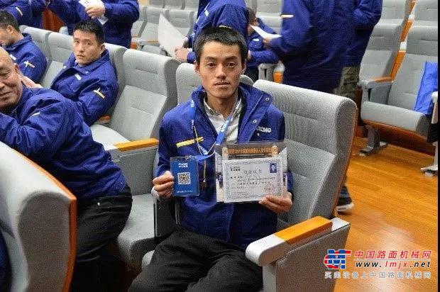 徐工：在这里！一年有300余名专业服务人员“镀金”再出发