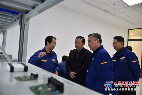 徐工：目标导向、超前谋划，具化重点、强化责任， 助力百亿汽车再上台阶