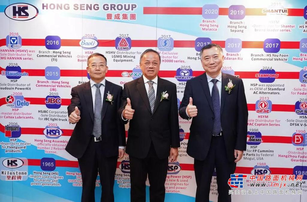 牵引车、非公路自卸车“双破千台”！徐工重卡马来市场表现亮眼