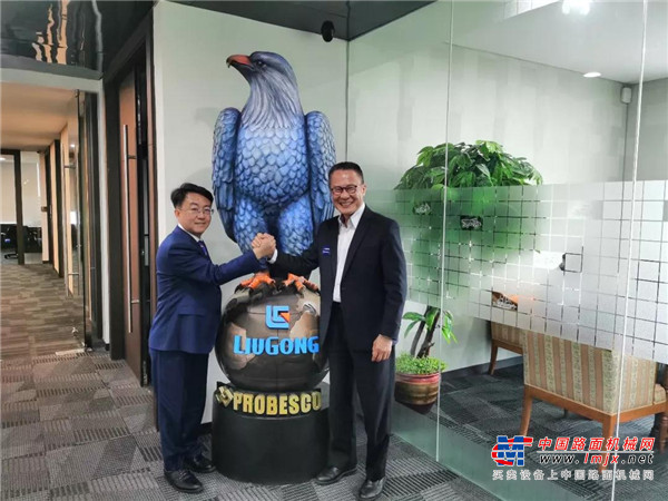 以诚相待，沟通合作 | 访柳工印度尼西亚经销商
