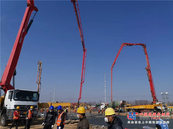 萬眾一心 抗擊疫情|三一泵送設備助力西安防疫工程建設