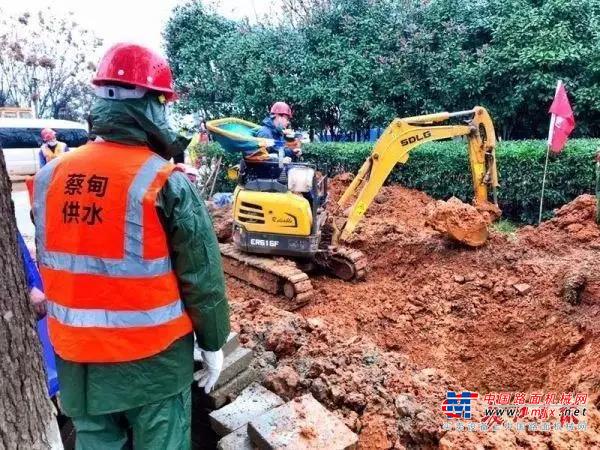 奋战！！与时间赛跑！山东临工支援火神山、雷神山医院建设一线