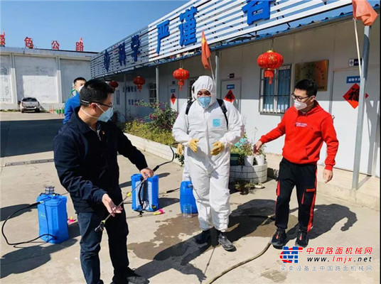 两手都要抓，两手都要硬！中交集团一手抓疫情防控，一手抓复工