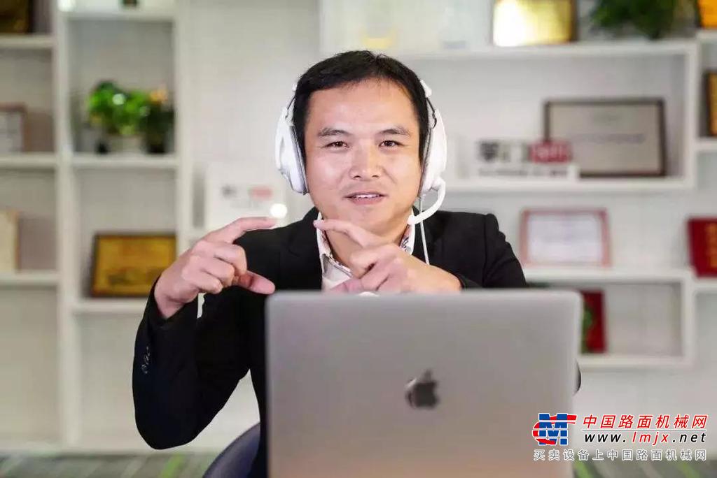 万名三一员工参加线上培训，上传学习心得超10万份