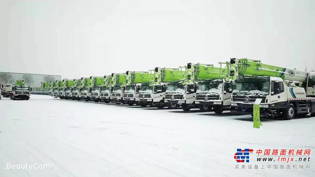 战疫不停！雷萨重机驰援深圳“小汤山”建设