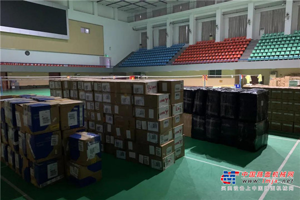 三一：20000个N95运抵华科大，梁稳根：望助一臂之力