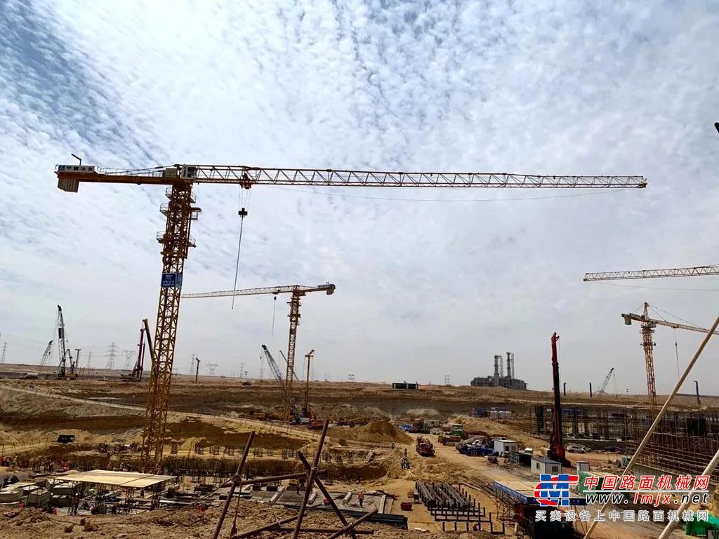 徐工携东方重器亮相2020埃及国际建筑建材展！