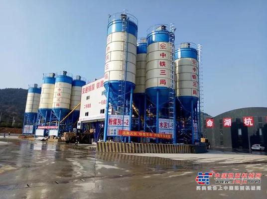 山推建友产品助力湖杭高铁项目建设