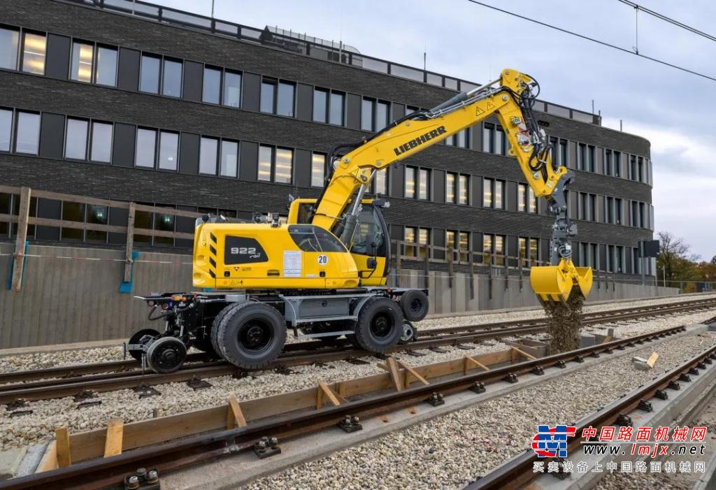 利勃海爾A 922 Litronic鐵路挖掘機在Conexpo Con/Agg 2020建築設備展覽會上