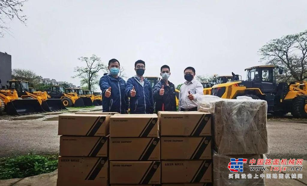 全球共命运 危机寻突破 | 柳工首批约150000只口罩飞抵37个国家