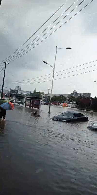 雨季將至，防洪防汛，能迅速排水的徐工XFX1605救險車儲備好了沒？