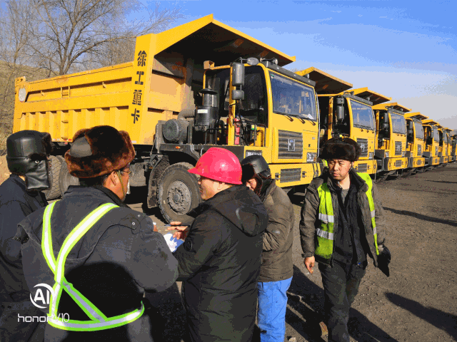 徐工：再战山西！千万元非公路宽体自卸车批量交付
