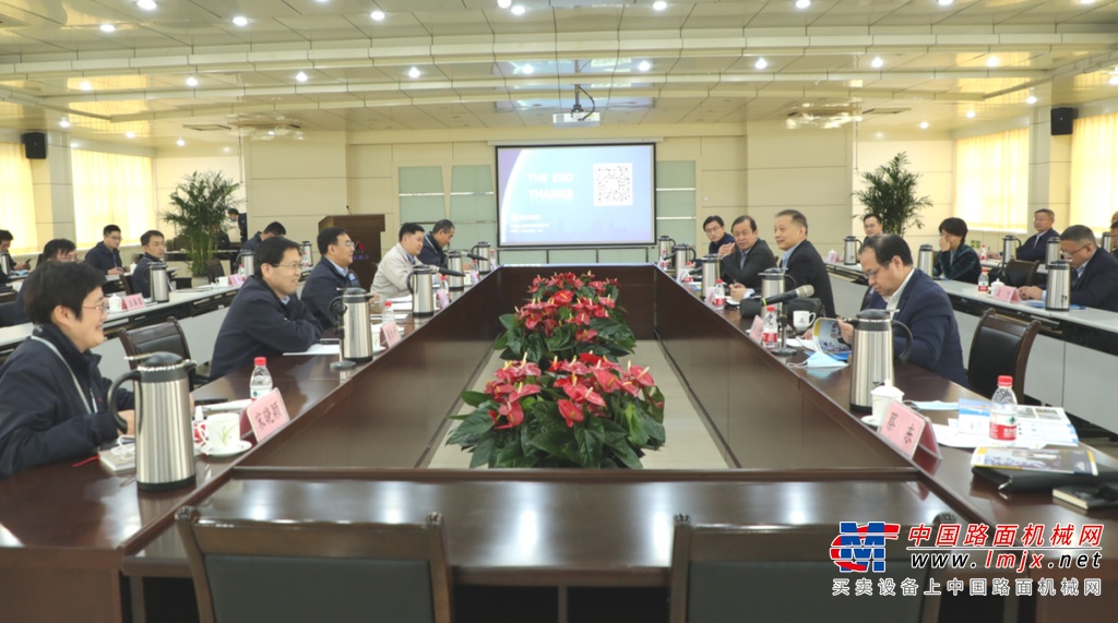 山东重工集团两度访问山东临工，王志中：共谱高质发展新篇章！