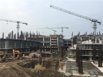 一带一路丨中联重科塔机助建柬埔寨国际商城 高效施工获客户赞赏