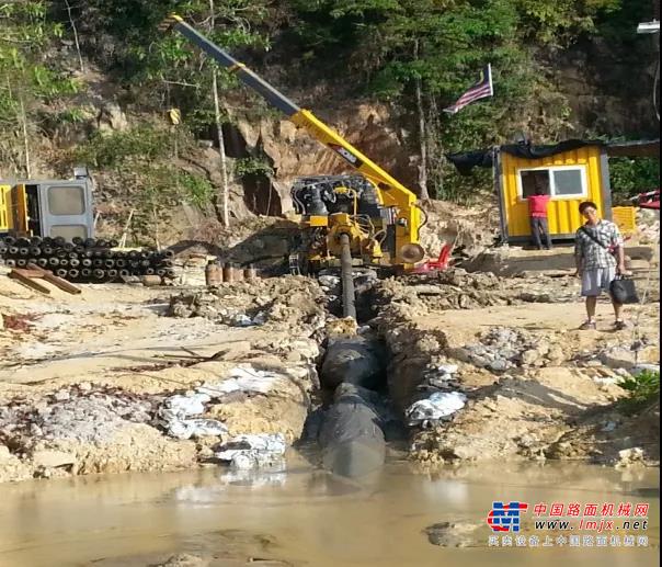 【工法讲堂】1200米！徐工水平定向钻在马来西亚海湾的穿越之旅