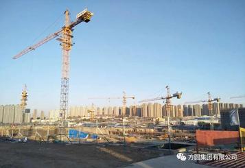 方圆TC5510型塔机在大连某大型体育配套工程展风采