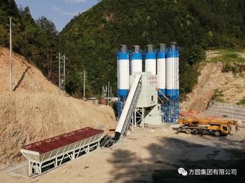 精准计量，浇筑永恒 ——方圆搅拌站崇山峻岭显英姿