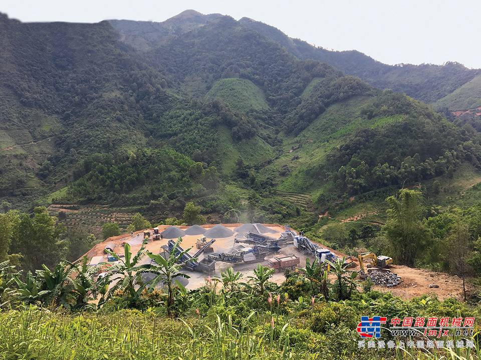 克磊镘设备首次在越南国道扩建工程中亮相