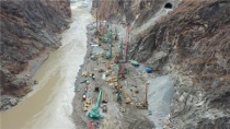 中国水电基础局携手上海金泰成功挑战世界最深振冲碎石桩工程