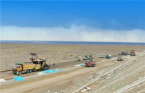 清一色徐工路面军团！助力新疆首个PPP项目建设！