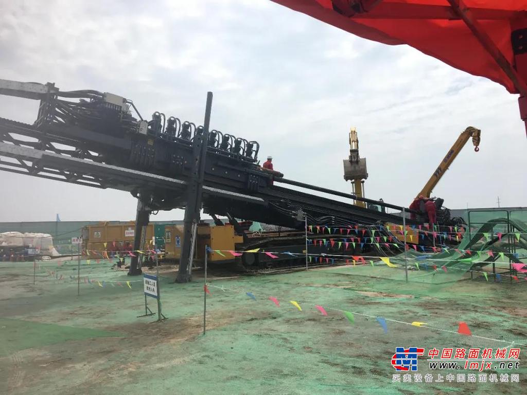 大！场！面！最大吨位水平定向钻徐工XZ13600助力中俄“元首项目”