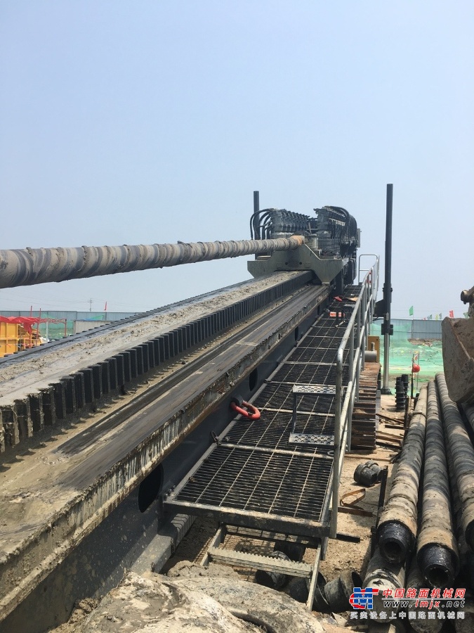 大！场！面！最大吨位水平定向钻徐工XZ13600助力中俄“元首项目”