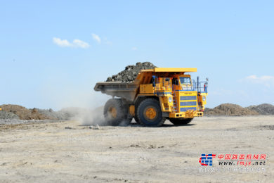 BELAZ将于今年完成全球最大的全电池矿用卡车7558E的研制