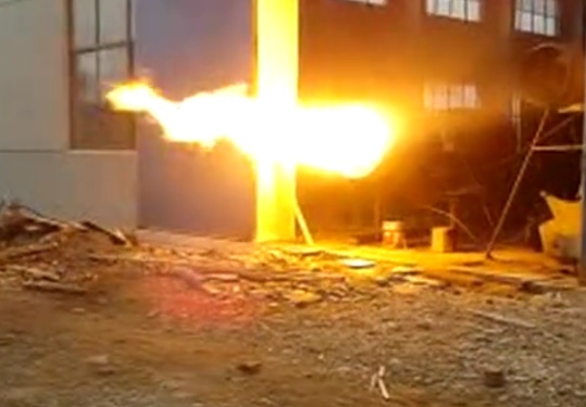 鑫海路机燃烧器喷火视频