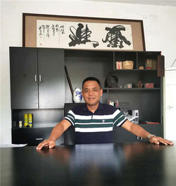 CAT®（卡特）路面设备用实力圈粉