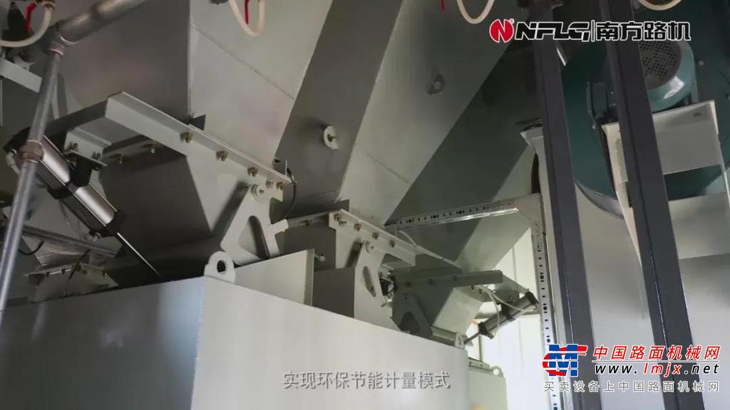 作为中原地区商混行业领跑者，河北坤石新型建材生产量大、始终坚持以“高效、低耗、环保”为核心，以先进技术助力实际生产。