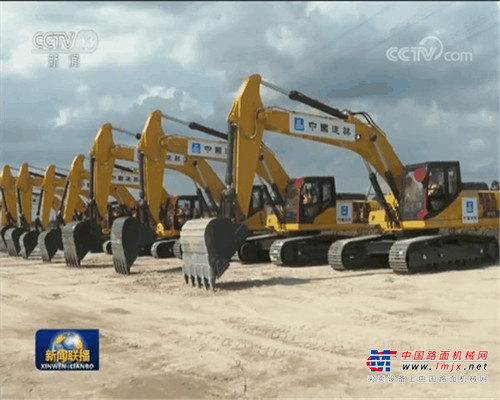 世界级机场要来了！柳工设备助力白云机场三期建设！