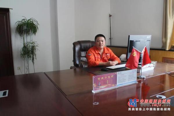 山河智能助力易普力自营钻孔降本增效