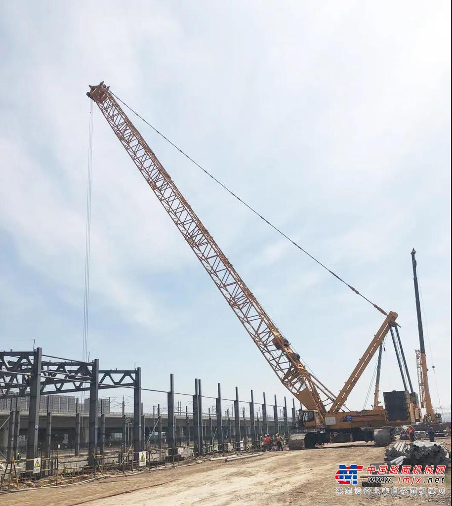 	据了解，西安火车站改扩建工程是国务院确定的铁路建设重点项目，也是一项周期长、难度高的系统工程，预计2022年全面建成运营。