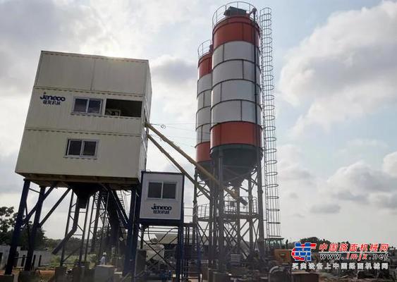 山推建友产品助力非洲加纳项目建设