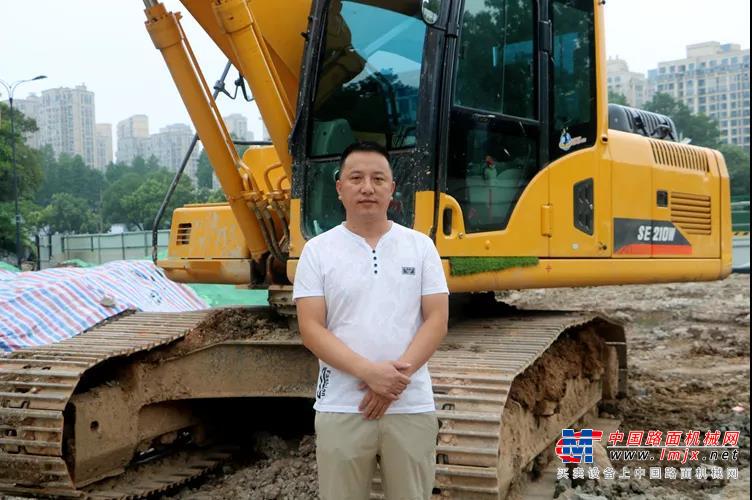 1年6台山推挖掘機，他在杭州臨平開啟創富人生